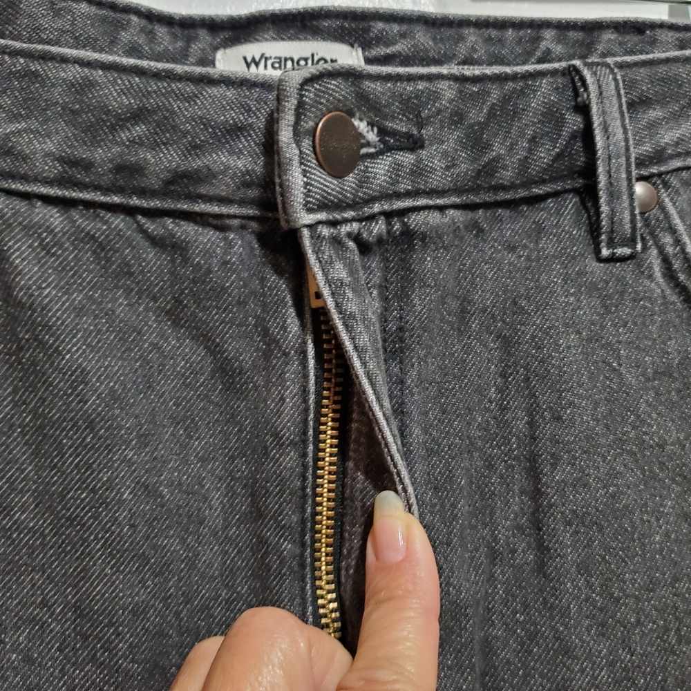 Wrangler Charcoal Frayed Denim Mini Skirt Size L Washed Denim - Picture 7 of 16